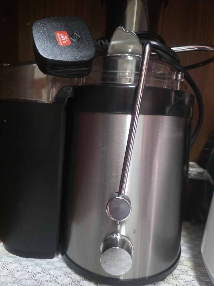 Moving Out Sale – 4 Home Appliances - 1