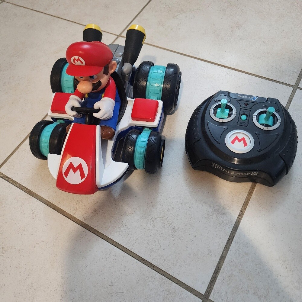 Mario Kart remote control car - 2