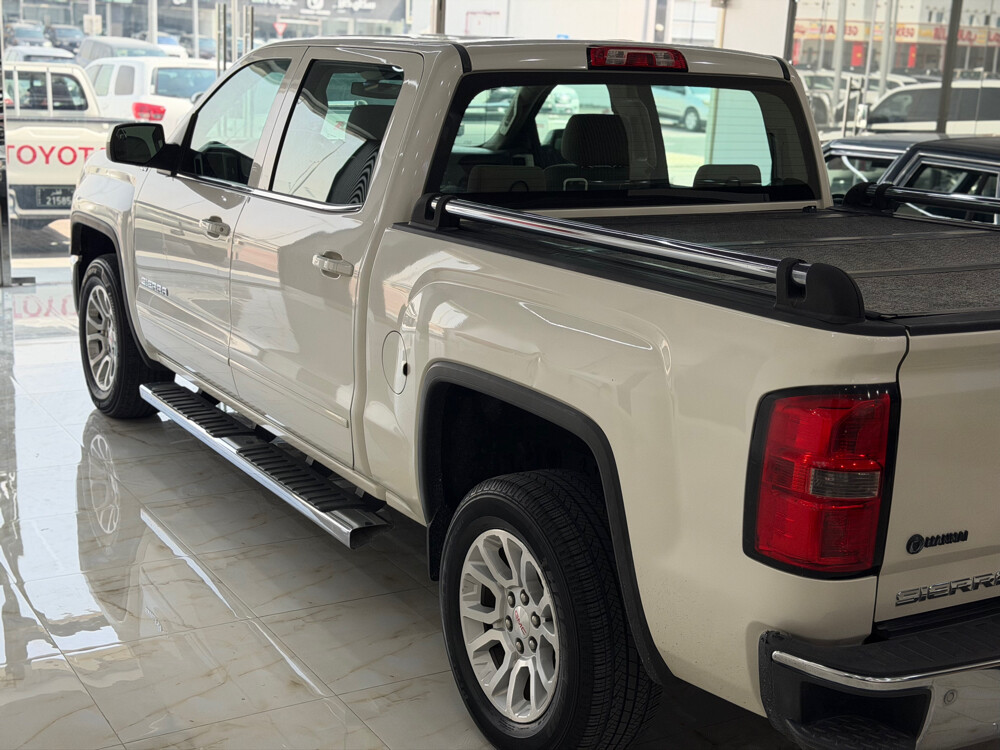 GMC 2015 - 4