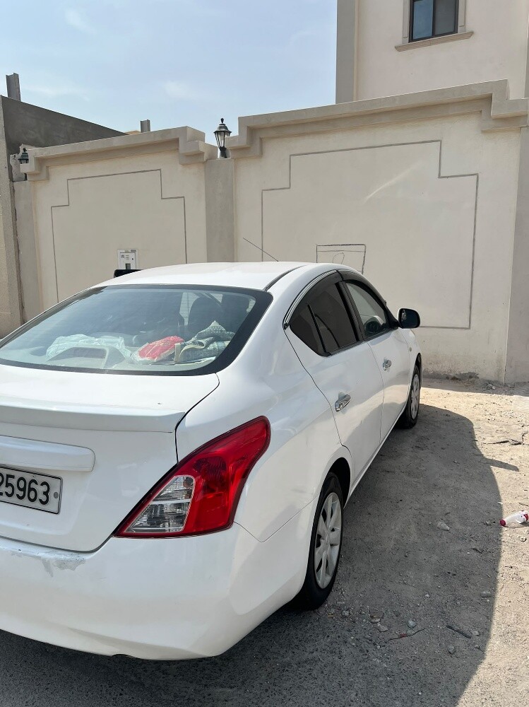 nissan sunny 2013 - 3