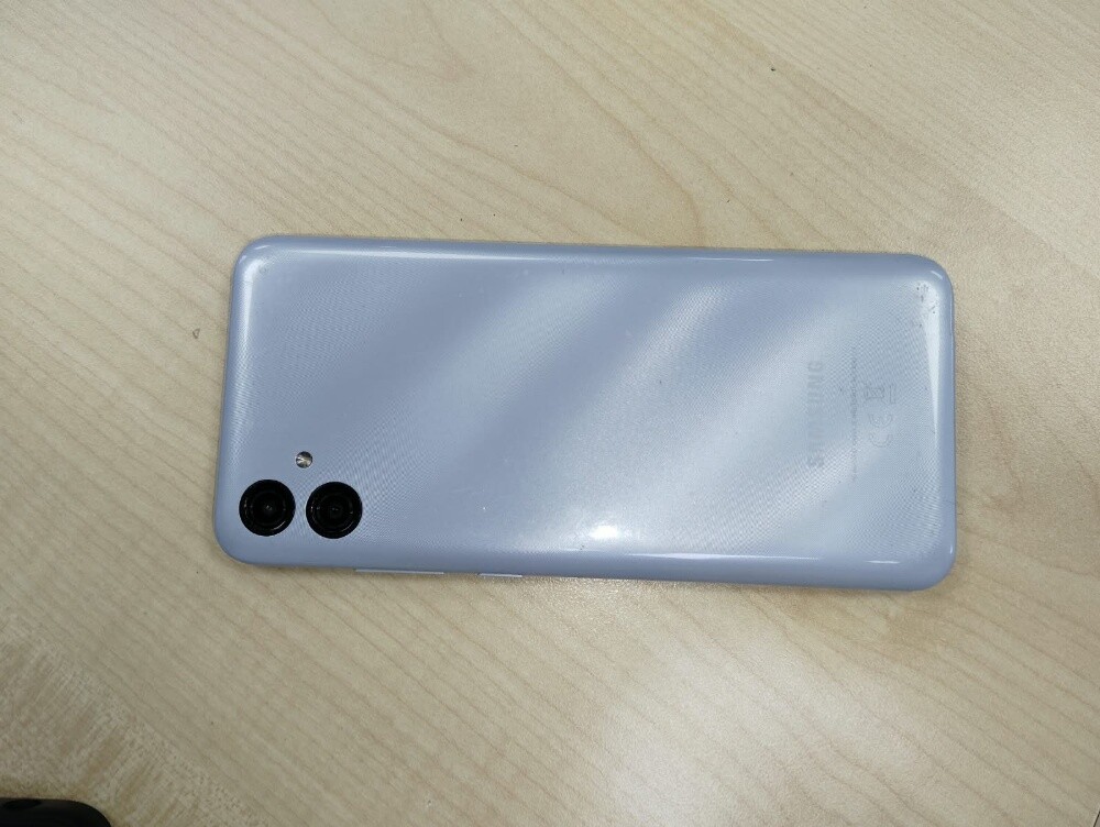 Samsung - 4