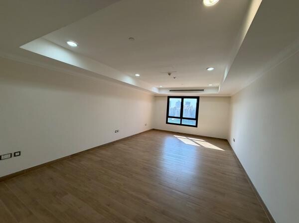MARINA VIEW 1BHK-PORTO ARABIA ,GYM - 7