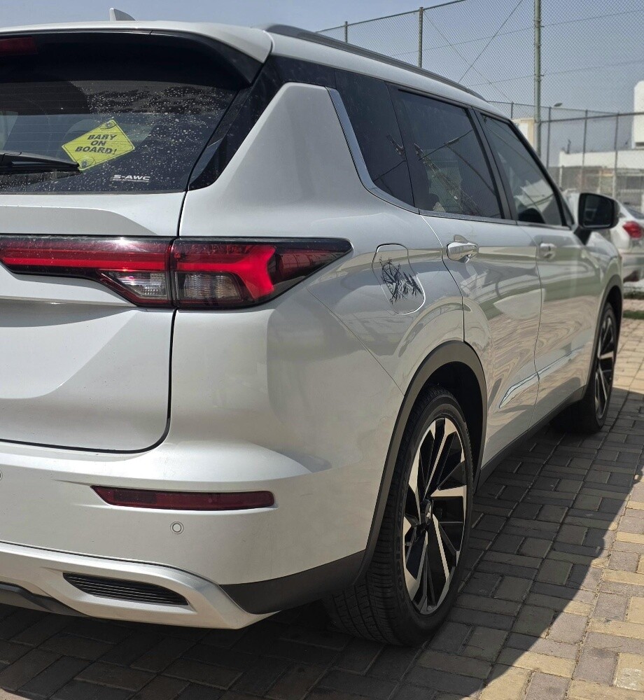 Mitsubishi outlander 2024 - 2