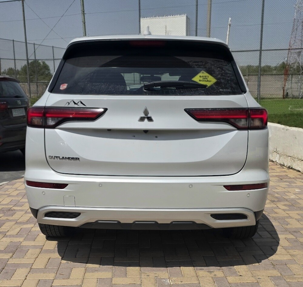 Mitsubishi outlander 2024 - 3