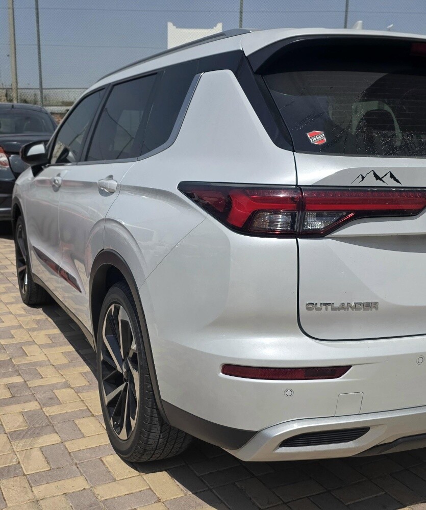Mitsubishi outlander 2024 - 4