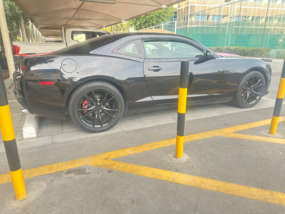 Camaro low mileage - 3