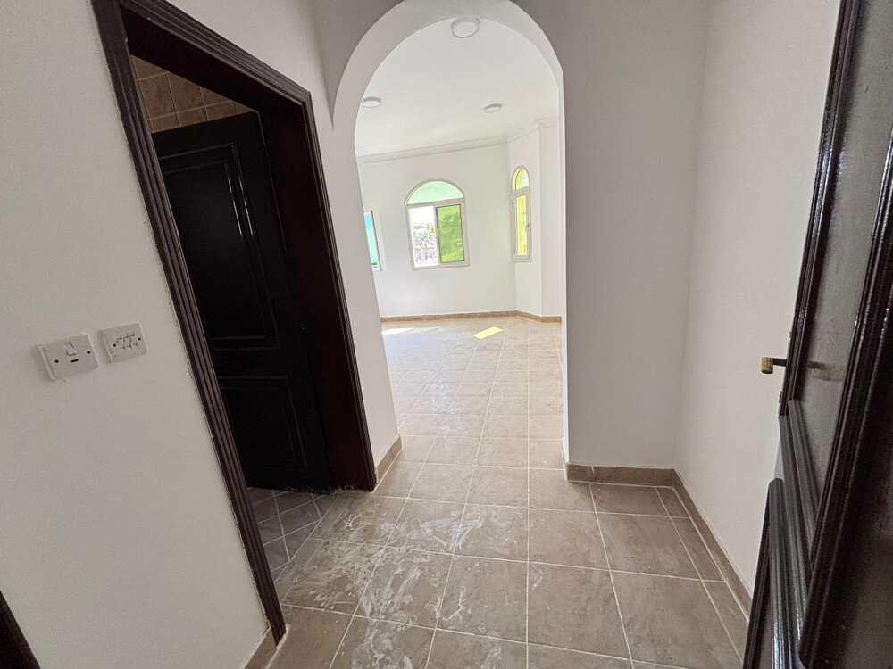 excellent 5BR villa in Al gharafa - 6