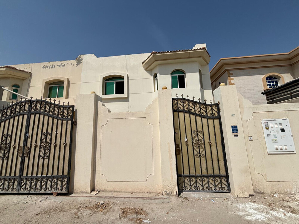 excellent 5BR villa in Al gharafa - 5