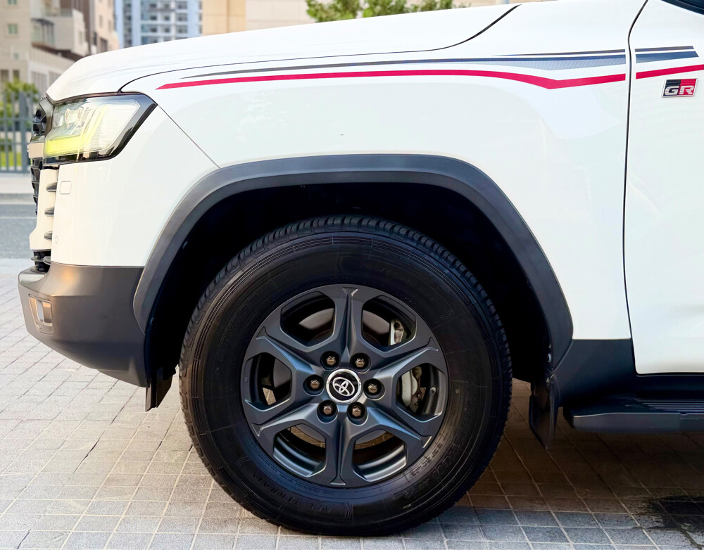 GR Sport 2022 - 15