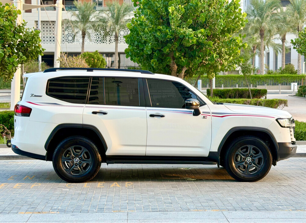 GR Sport 2022 - 8
