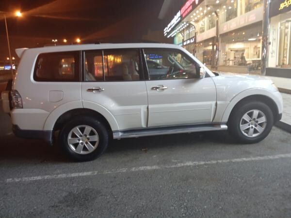 Pajero (Well Maintained) - 4