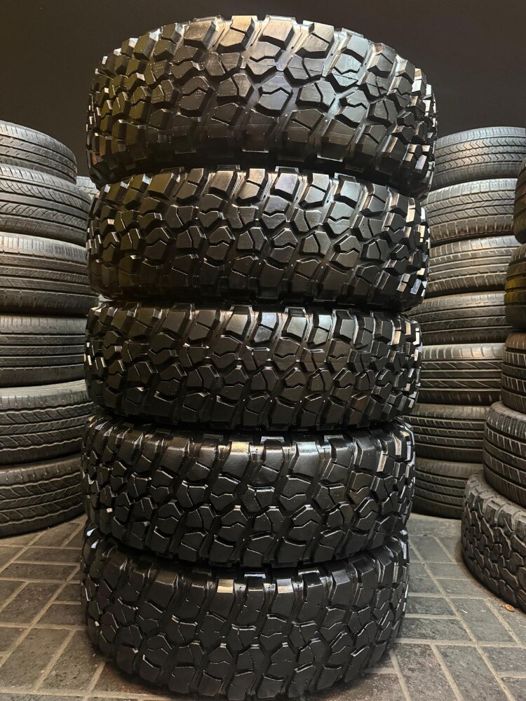 255/75/17 " BF Goodrich tyre " USA - 3