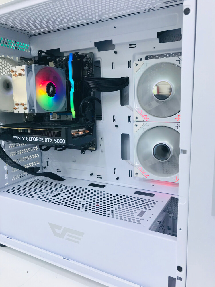 Gaming pc rtx5060 - 3