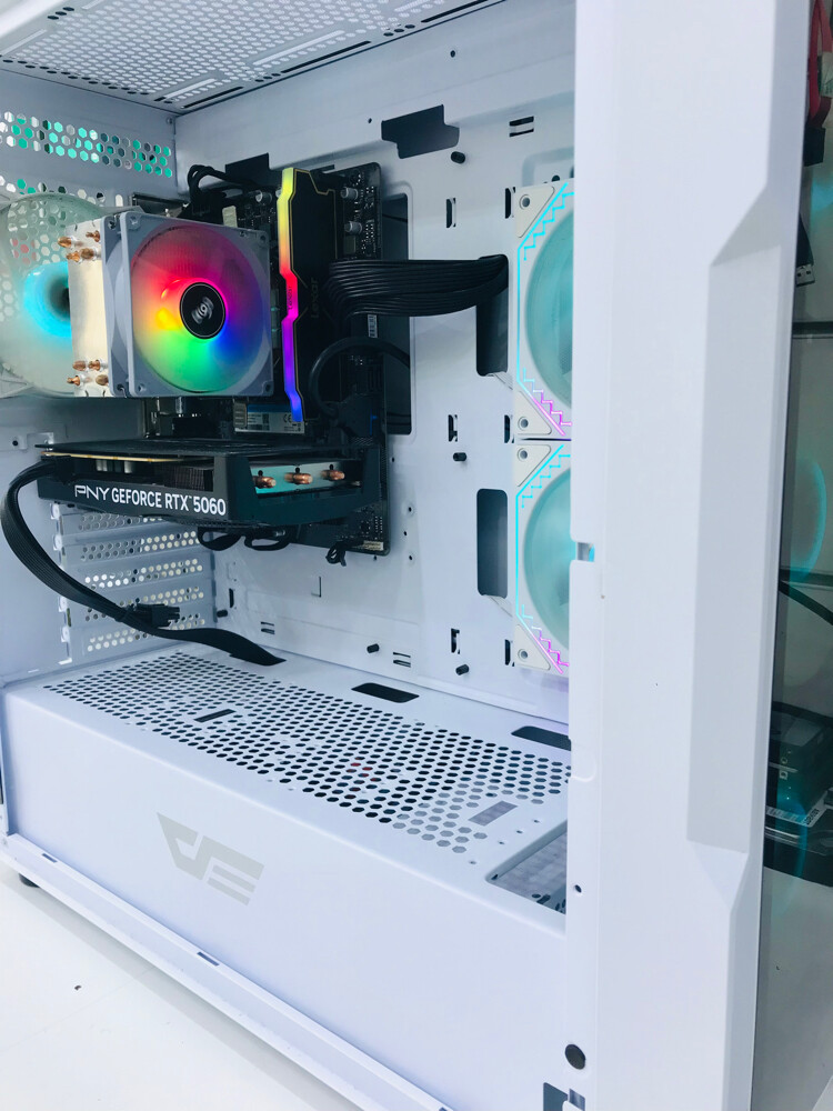 Gaming pc rtx5060 - 5
