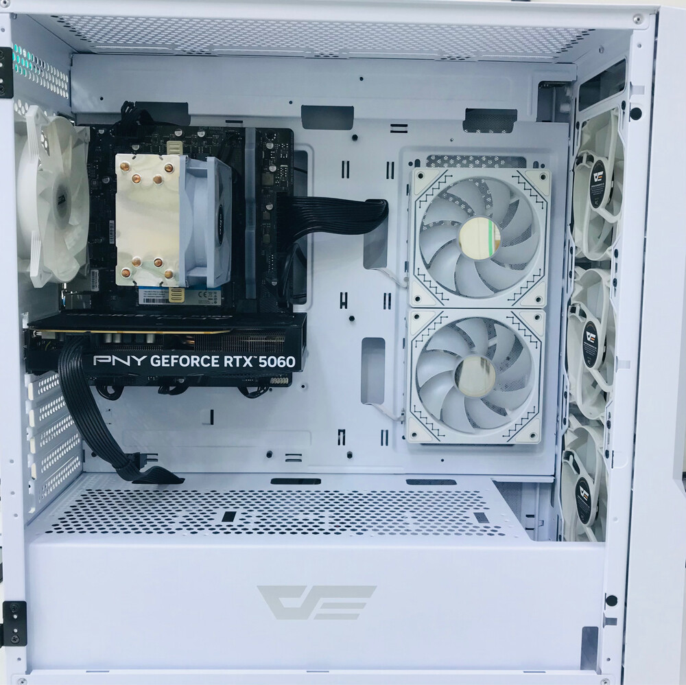 Gaming pc rtx5060 - 6