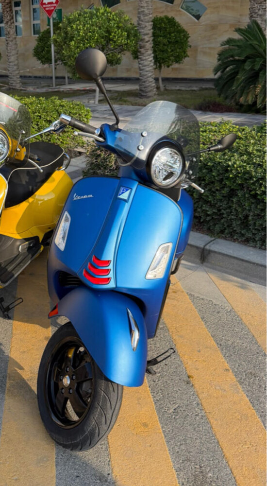 Clean Vespa GTS 300 super S 2020 - 5