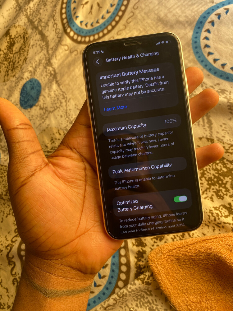 iphone 11 very clean - 4
