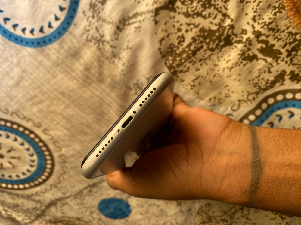 iphone 11 very clean - 2