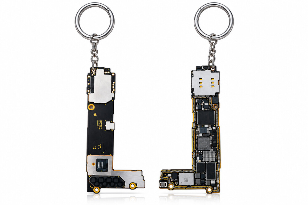Keychain Of Iphone 12 Mini Machine - 1