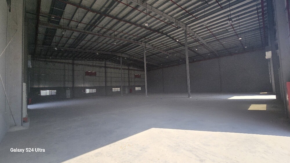 For rent. Chemical warehouse.. - 12