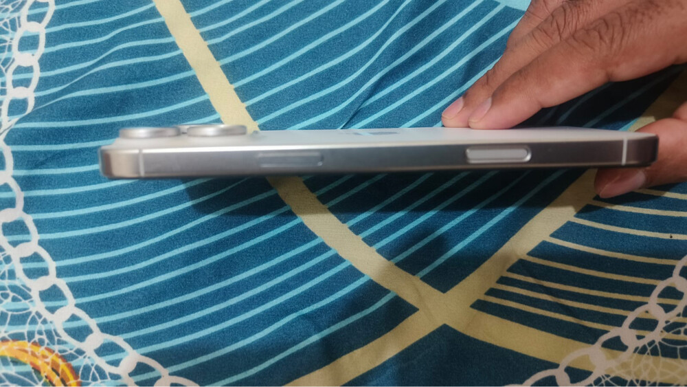 I phone 16 Pro Max 256GB  - 1