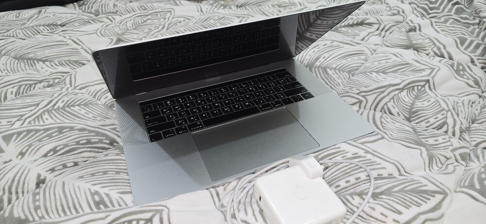 Apple MacBook Pro 15inch 32GB - 3