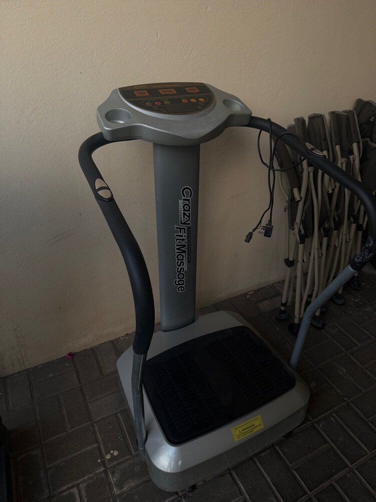 crazy fitter and the treadmill - 1