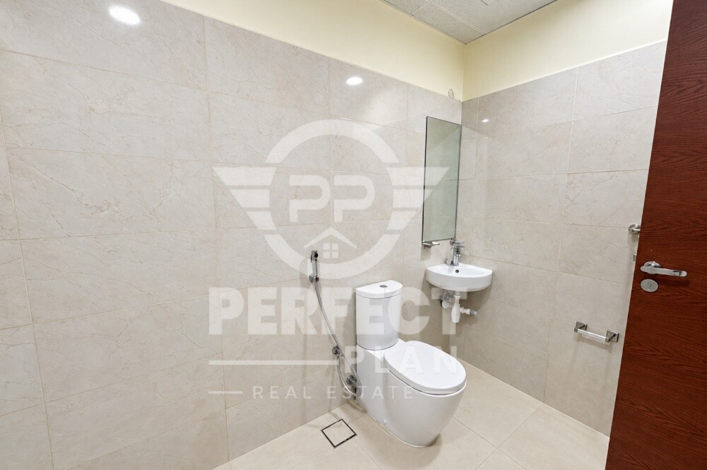 2BHK FURNITURE in Umm Ghuwailina - 6