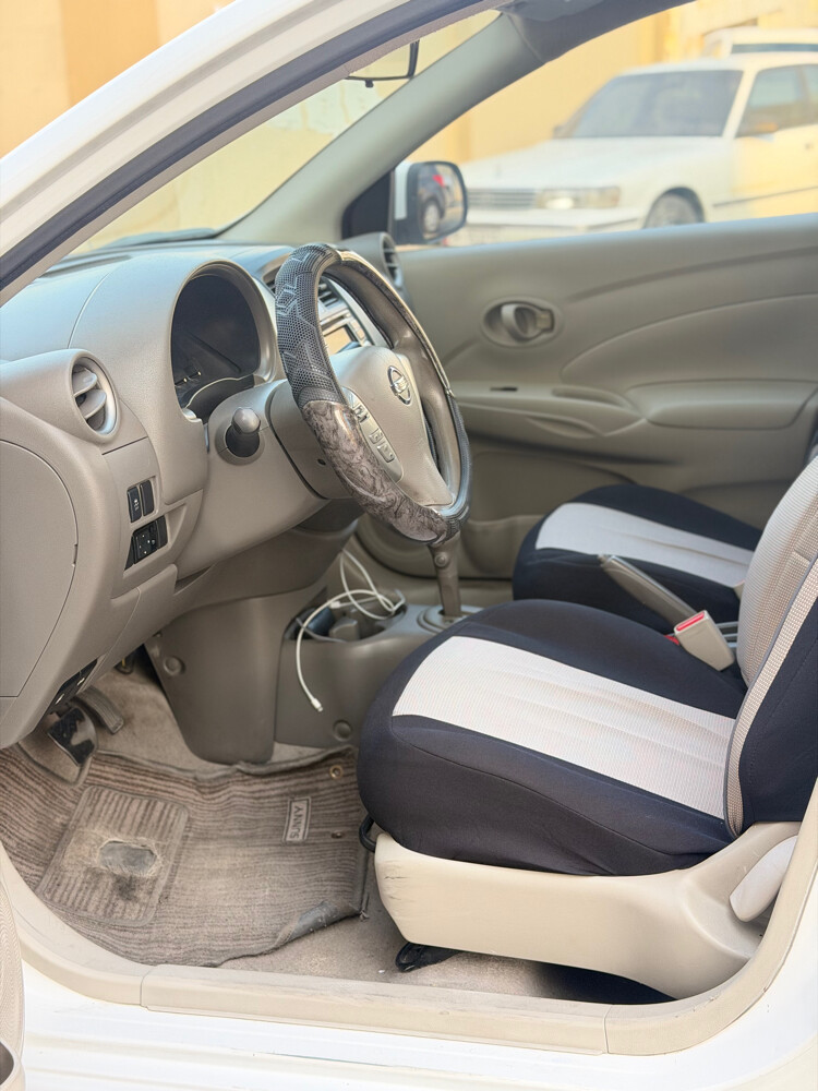 Nissan Sunny 2021 - 4