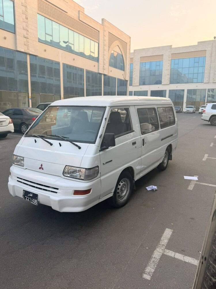مستوبيشي ال 300 للبيع - 3