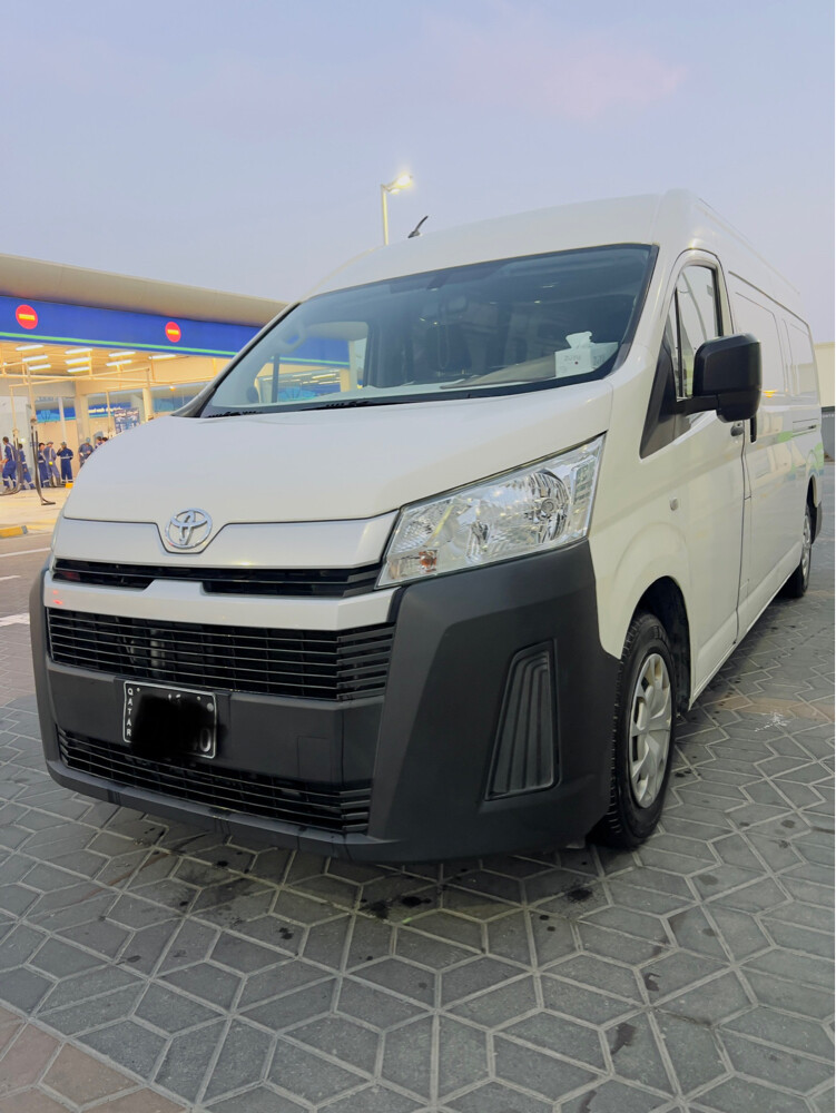 Toyota hiace  - 1