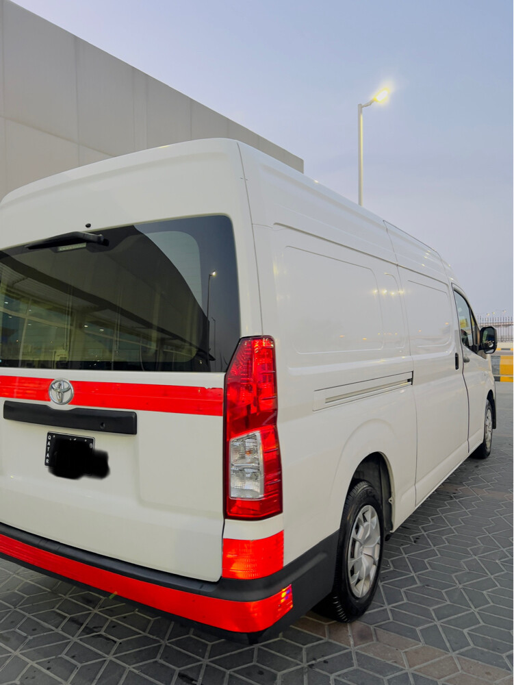 Toyota hiace  - 5
