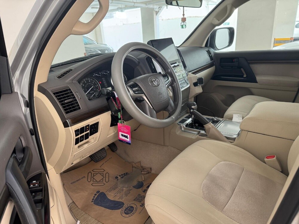 Toyota Land Cruiser GXR V6 - 6