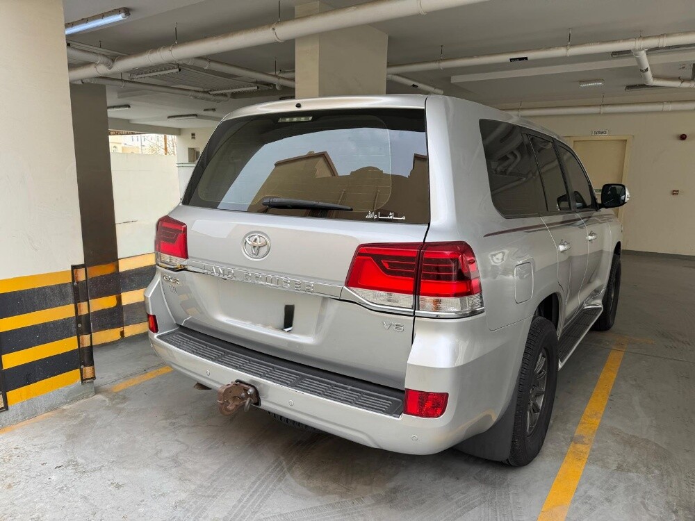 Toyota Land Cruiser GXR V6 - 2