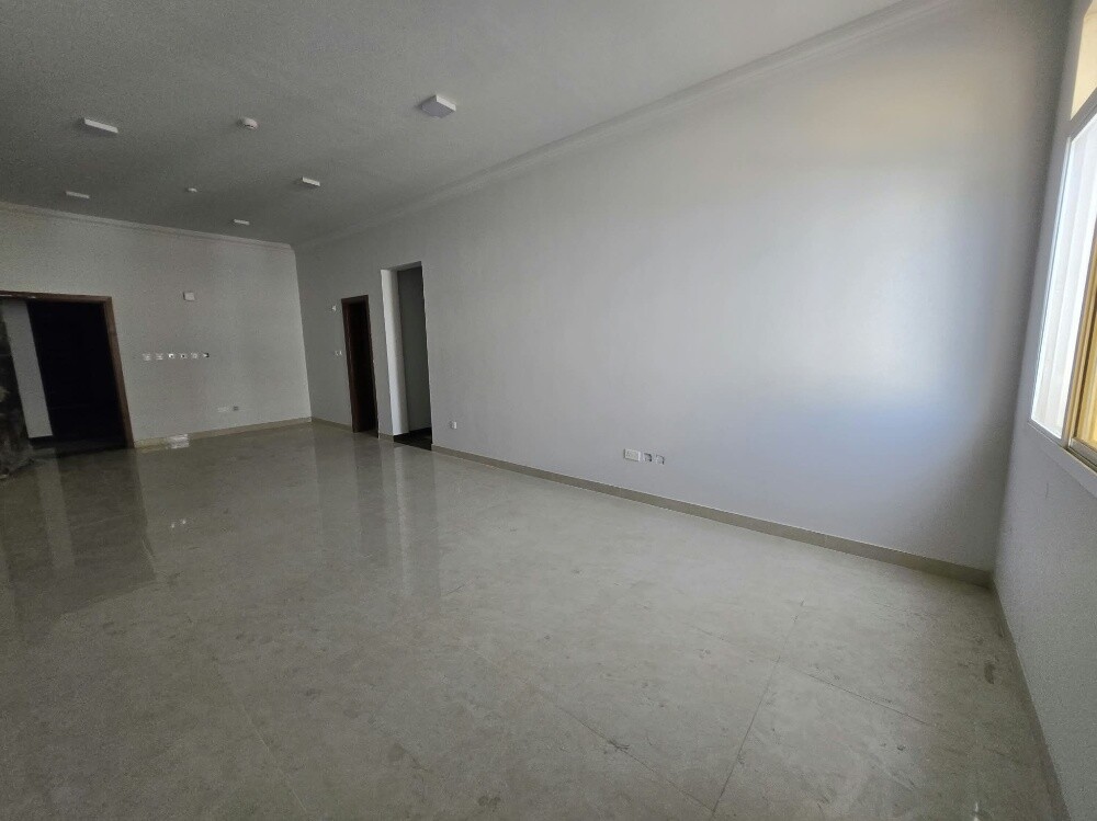 brand new 3 Bhk / Duhail - 2