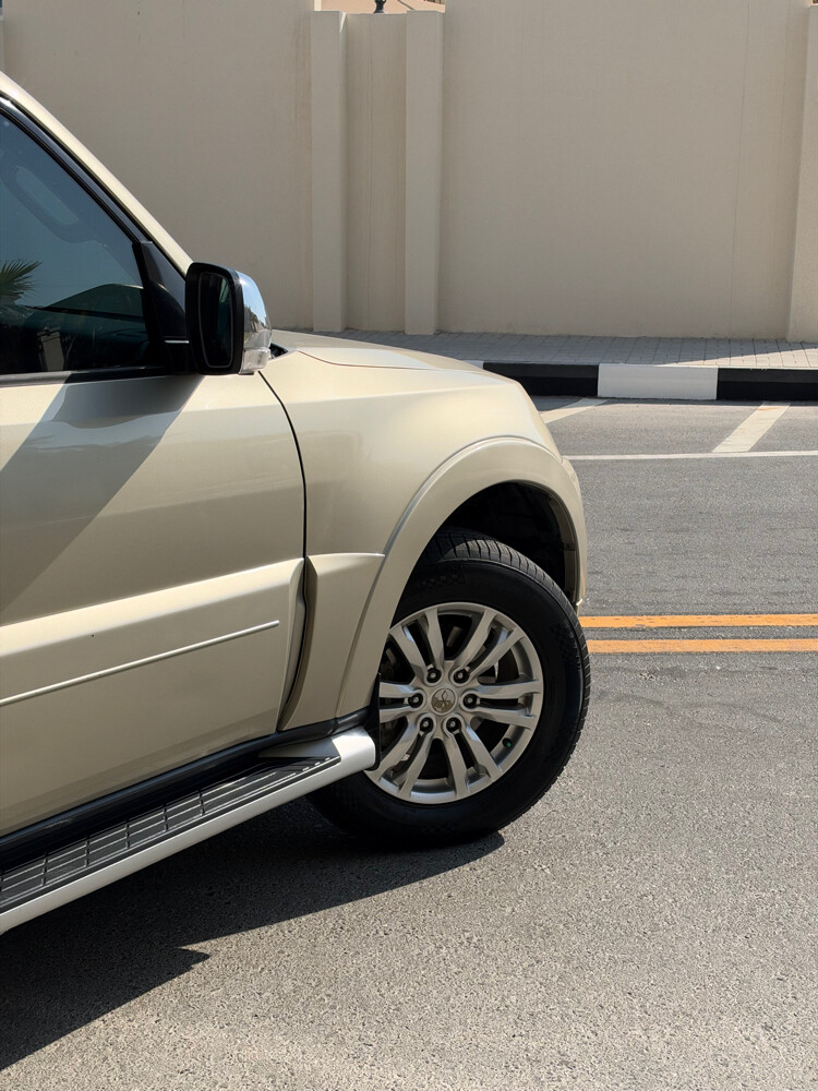 2018 Pajero 3.8 full option - 3