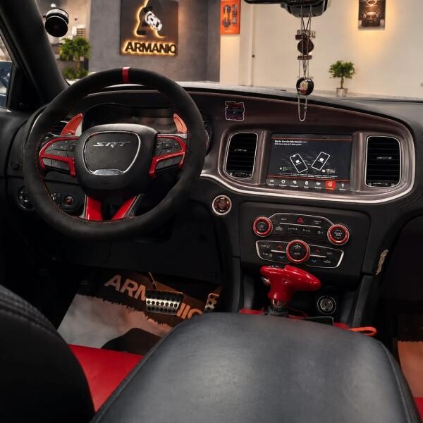 DODGE CHARGER SRT - 4