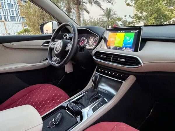 MG HS 2023 2.0L - 8