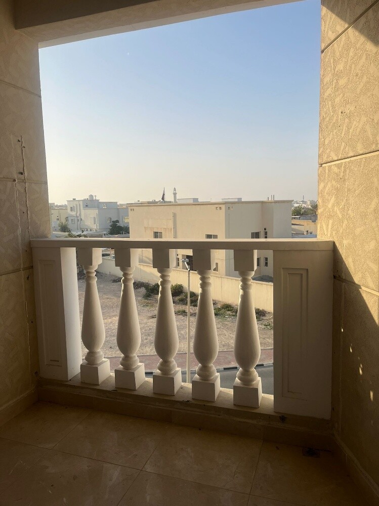 الوكرة شقق للايجار على شارع رئيسي - 6