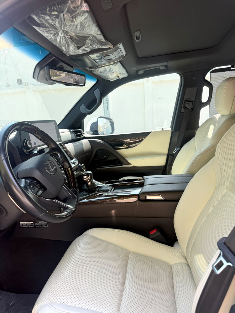 LEXUS LX600.MODEL : 2022. - 6