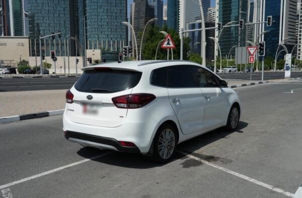 KIA CARENS 2017 Clean 7 seats - 3