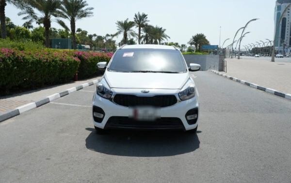 KIA CARENS 2017 Clean 7 seats - 1