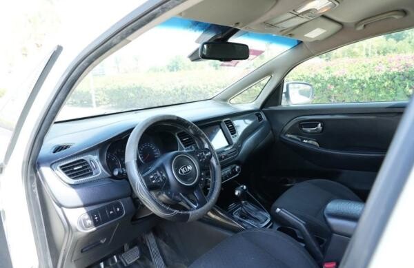 KIA CARENS 2017 Clean 7 seats - 7