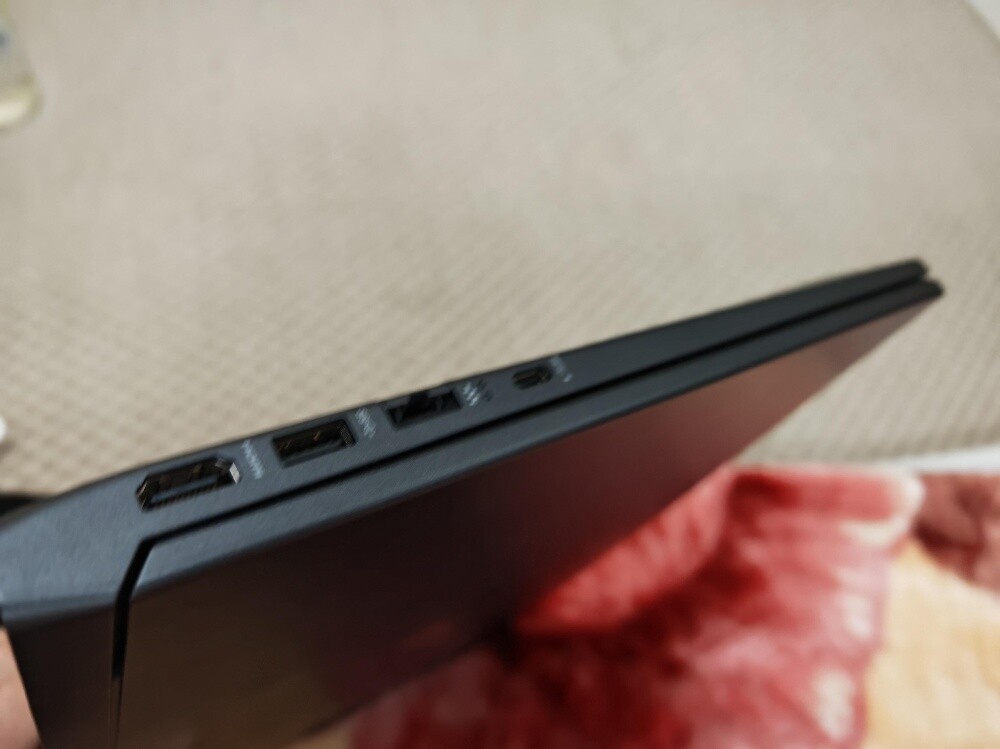 victus gaming laptop AMD processor - 10