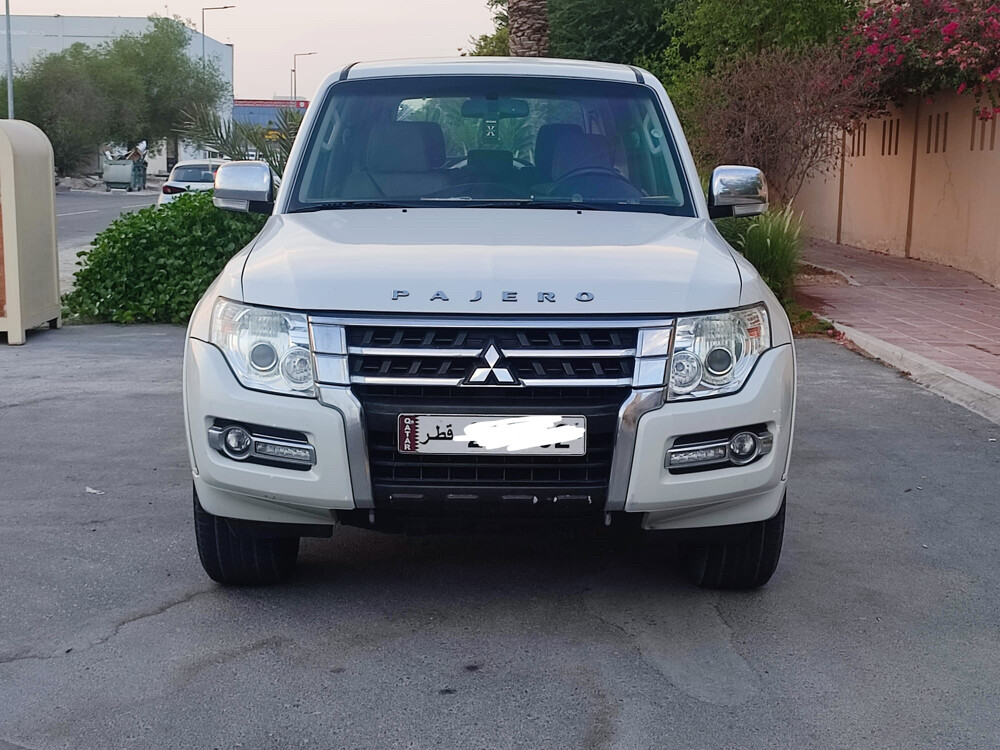 باجيرو ٢٠١٥ ماشيه ٢١١ الف - 2
