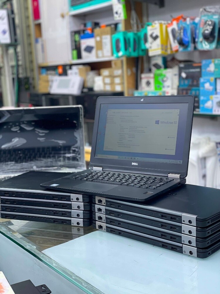 Dell Latitude 7270 – Core i7
Inte - 6