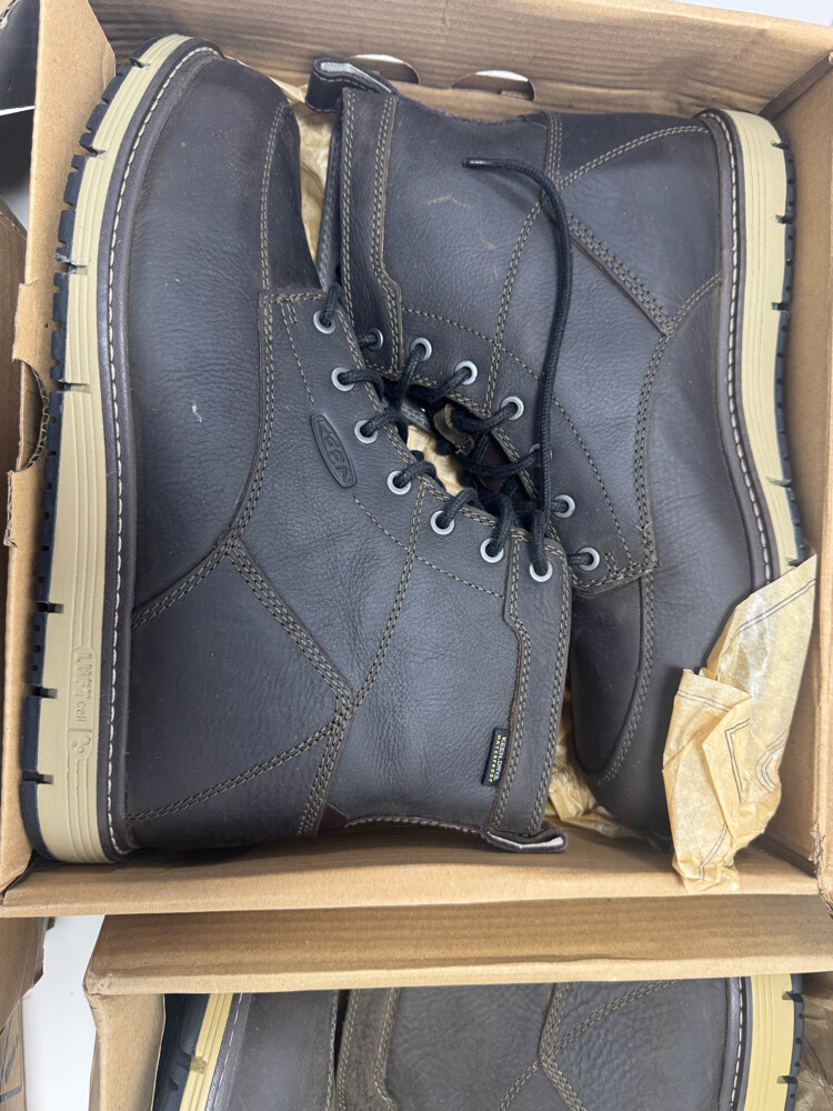 keen utility 44-46 available - 2