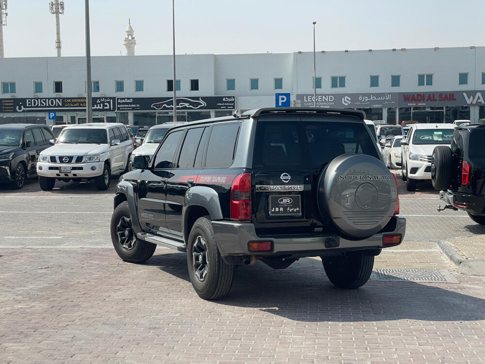 سوير سفاري قير عادي 2021 - 4