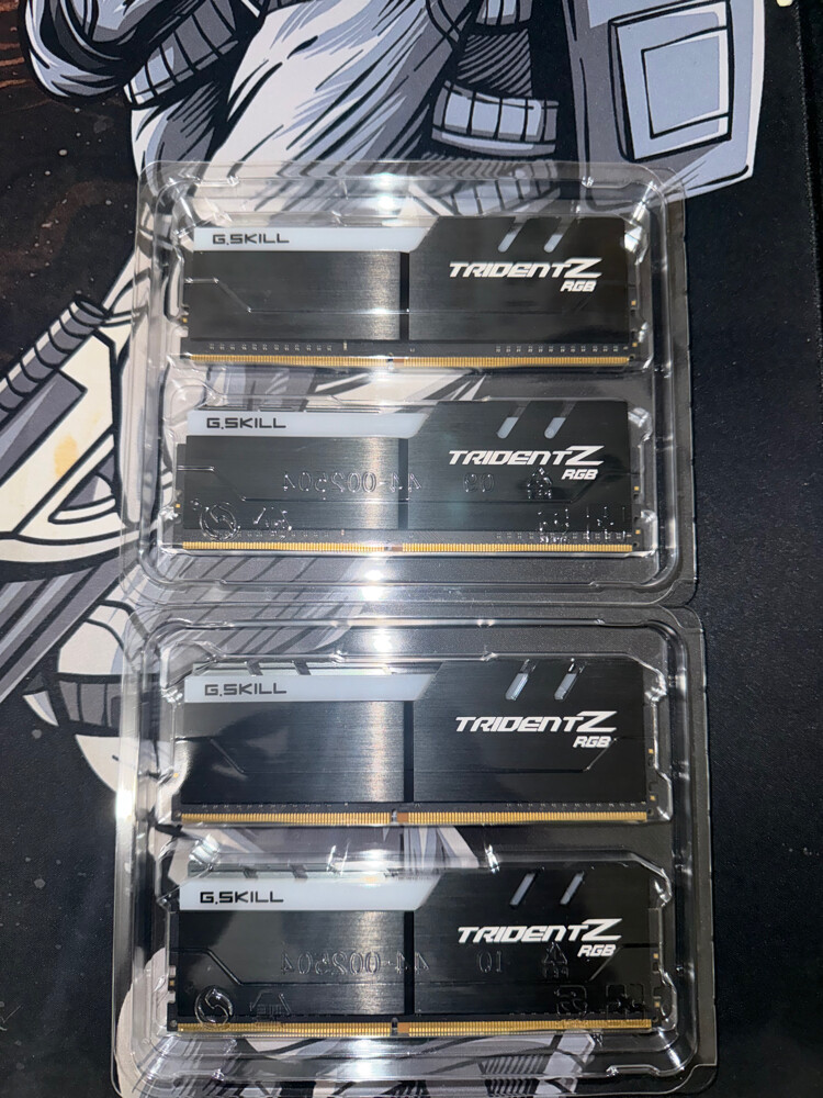 G.Skill Trident Z RGB 32GB (4x8GB) - 1