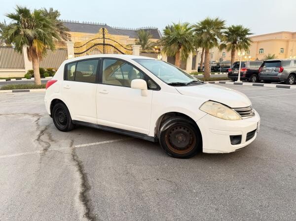 Nisan tida car for sale 2012 - 4